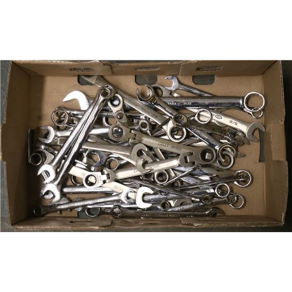 FLAT LOT OF ASSORTED WRENCHES