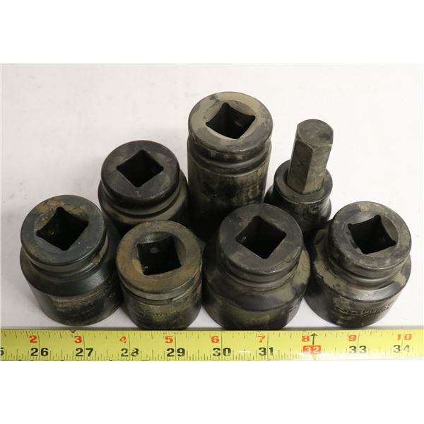 TRAY LOT OF ASSORTED GRAY IMPACT SOCKETS