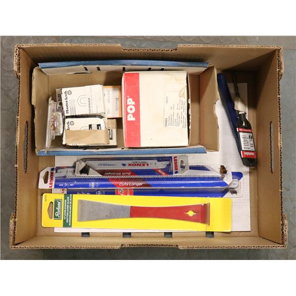 FLAT LOT OF ASSORTED TOOLS