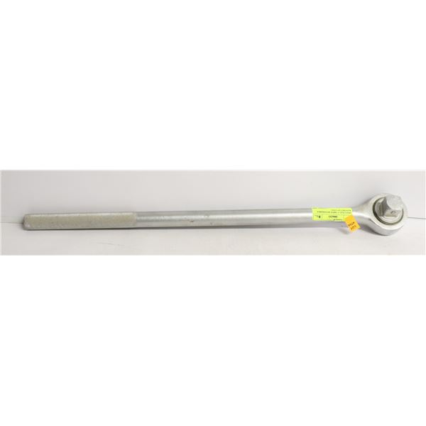 GRAY X101 1" DRIVE REVERSIBLE RATCHET 24" LONG