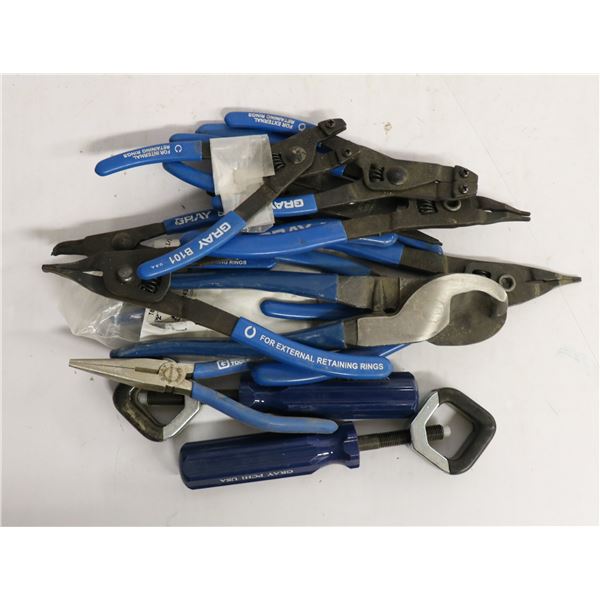 FLAT LOT OF GRAY SPECIALTY PLIERS & MORE