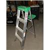 Image 1 : 4 foot  Aluminum Ladder