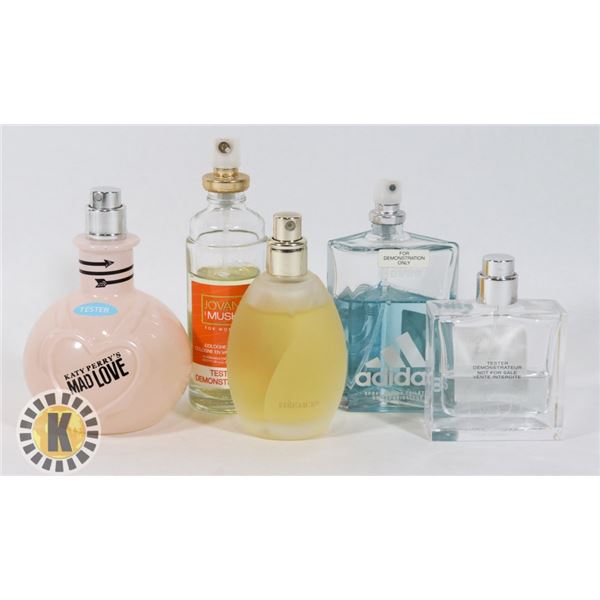 BAG OF ASSORTED PERFUME INCLUDES VERA WANG