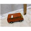 Image 2 : Tonka van
