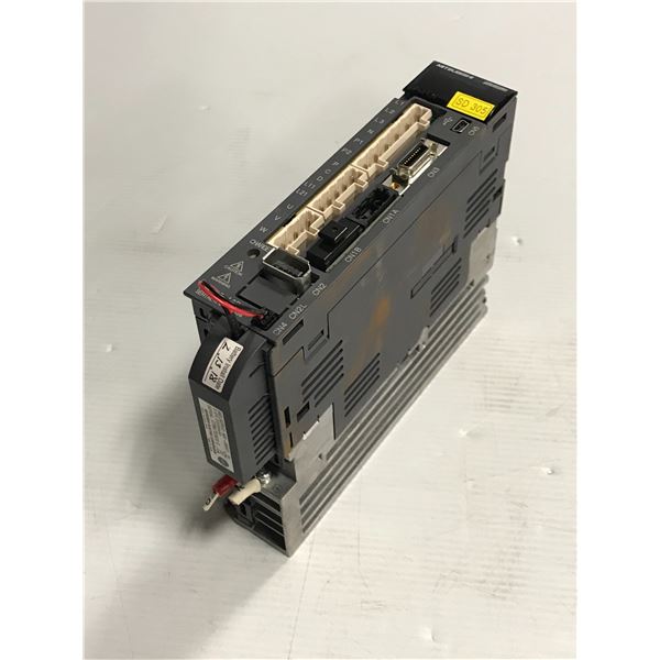 MITSUBISHI MR-J3-10B AC SERVO DRIVE