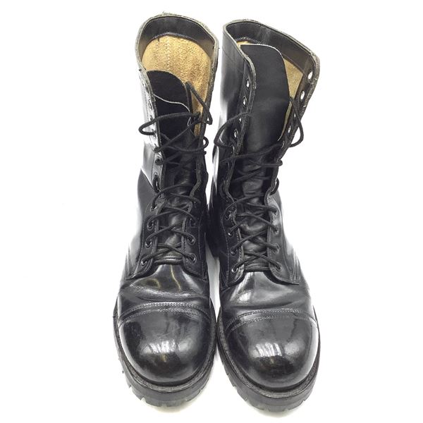 Canadian Forces Garrison Boots Size 8E