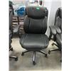 Image 1 : New True Innovations Bonded Leather Office Chair