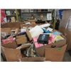 Image 1 : Skid of Assorted Amazon Overstock Goods