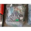 Image 1 : 12 lb Grey Weighted Blanket  - Size Unknown