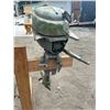 Image 9 : VINTAGE JOHNSON 3 HP OUTBOARD MOTOR