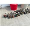 Image 5 : MOSTLY MALLARD DUCK DECOYS