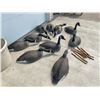 Image 3 : A GAGGLE OF GEESE DECOYS