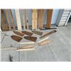 Image 8 : METAL AND WOODEN FUR STRETCHERS