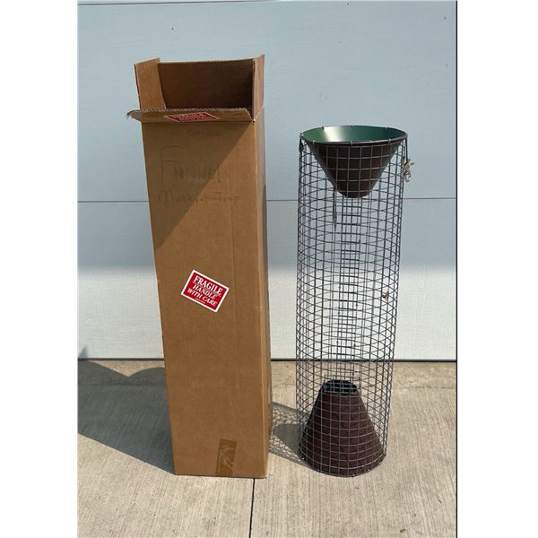 FUNNEL MUSKRAT TRAP