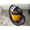Image 1 : Shop-Vac/Pump Vac 8 gallon wet/dry vacuum