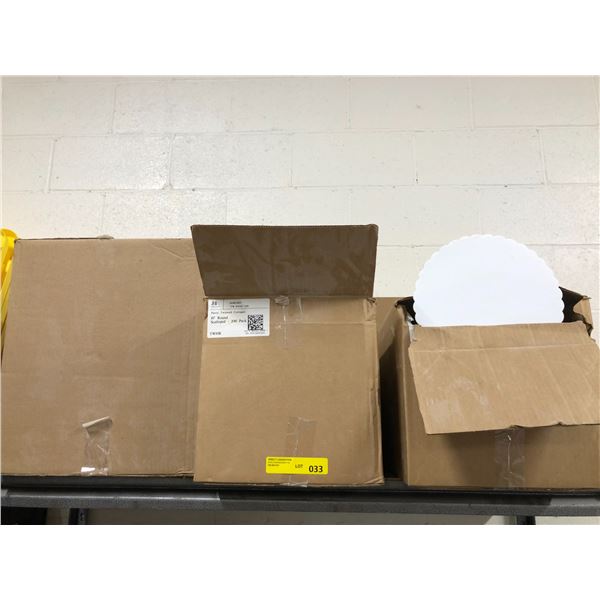 Group of 3 boxes full of new plastic twin-wall corrugated 10" round scalloped dessert/cake display s