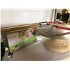 Image 3 : Shelf lot of 5 cooking related items - airbrush machine/cake plate/cutting board/heat sealer & knife