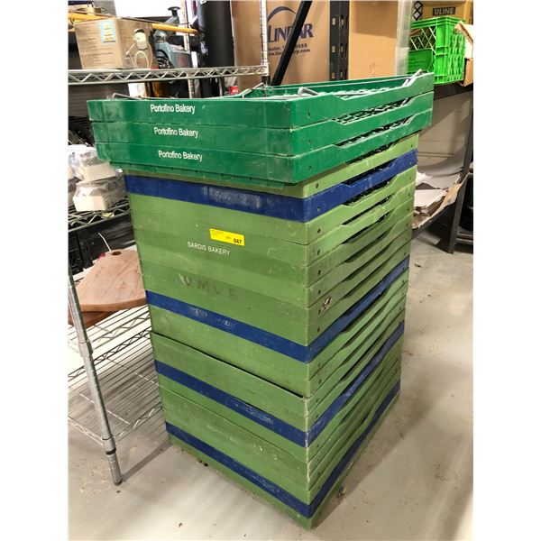 Approx. 23 commercial bread delivery trays