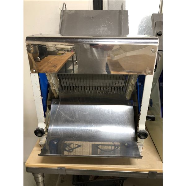 Sinmag commercial bread slicer