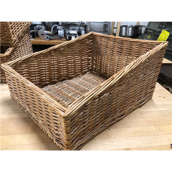 Group of 6 large wicker product display baskets (New in box)