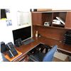 Image 2 : L shape office desk w/ hutch & office chair