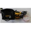 Image 1 : DEWALT VARIABLE SPEED ORBIT SANDER WITH REFILLS