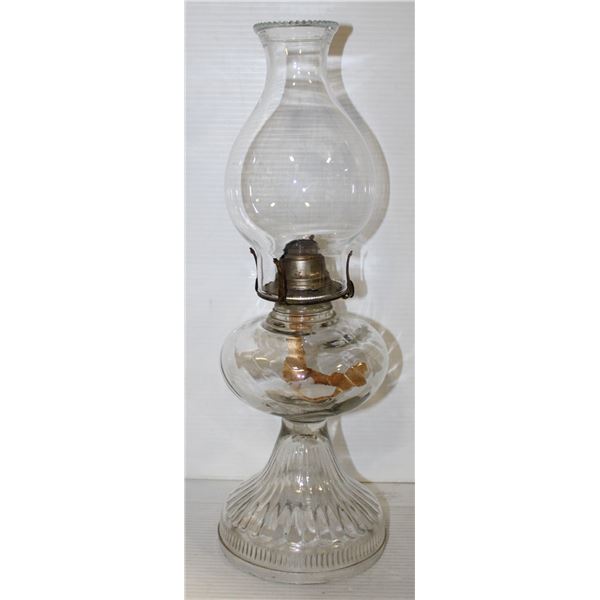 VINTAGE GLASS LANTERN KEROSENE