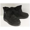 Image 1 : NEW WOMENS SIZE 5 BLACK BOOTS.