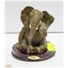 Image 2 : ELEPHANT FROM THE RUBY COLLECTION