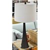 Image 1 : SHOWHOME TABLE LAMP BEIGE/BLACK APPROX 29" TALL