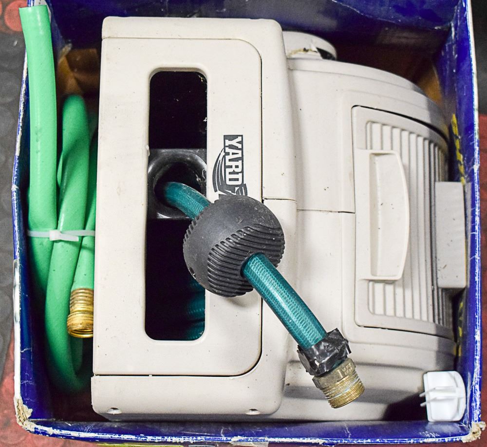 YARDWORKS SELF WINDING HOSE REEL