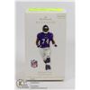 Image 1 : 975-120 HALLMARK KEEPSAKE-MICHAEL OHER FOOTBALL