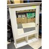 Image 1 : MEDICINE CABINET