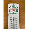 Image 2 : Vintage Canada Dry Quality Beverages Thermometer Nice Graphics 16 inches tall