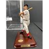 Image 2 : Ted Williams Action Figure in 11" Tall Museum Case