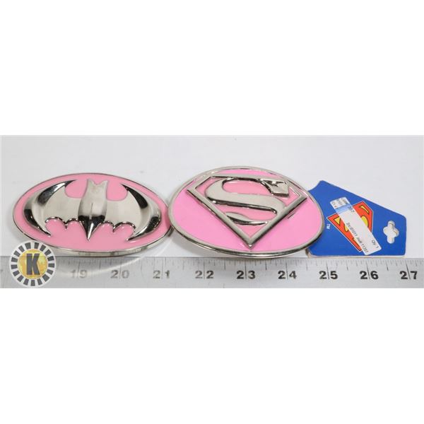 LOT OF BATMAN & SUPERMAN BELT BUCKLE