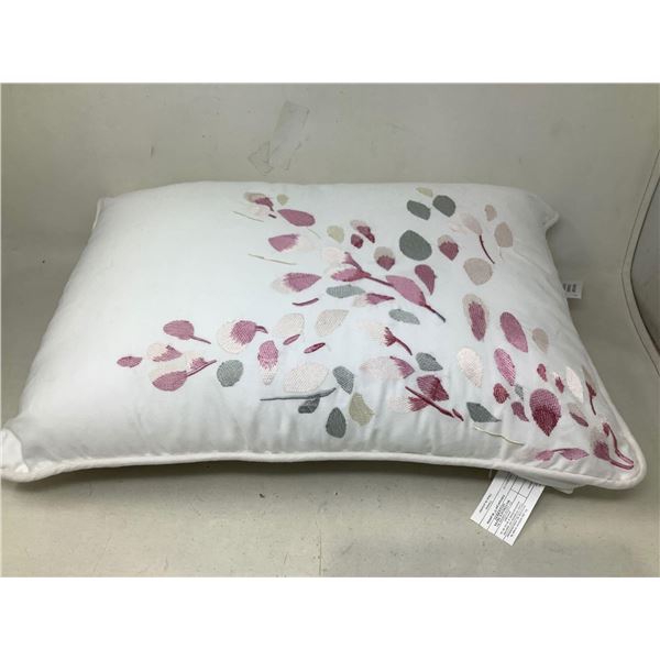 Canadian Living Decorative Cushion