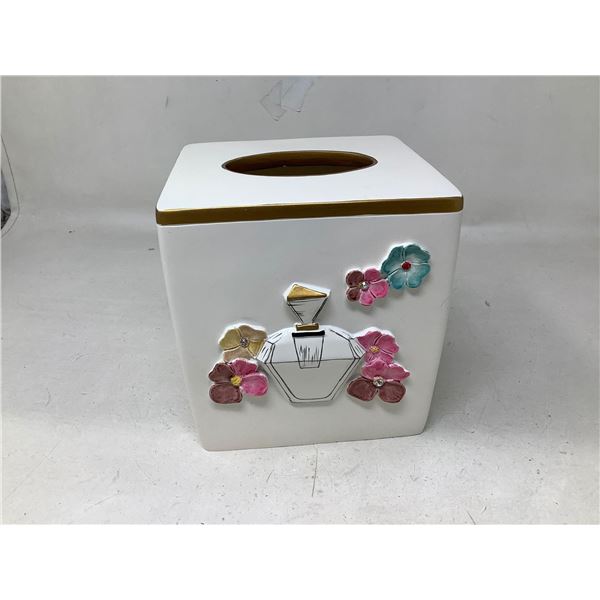Decrotive Tissue Box