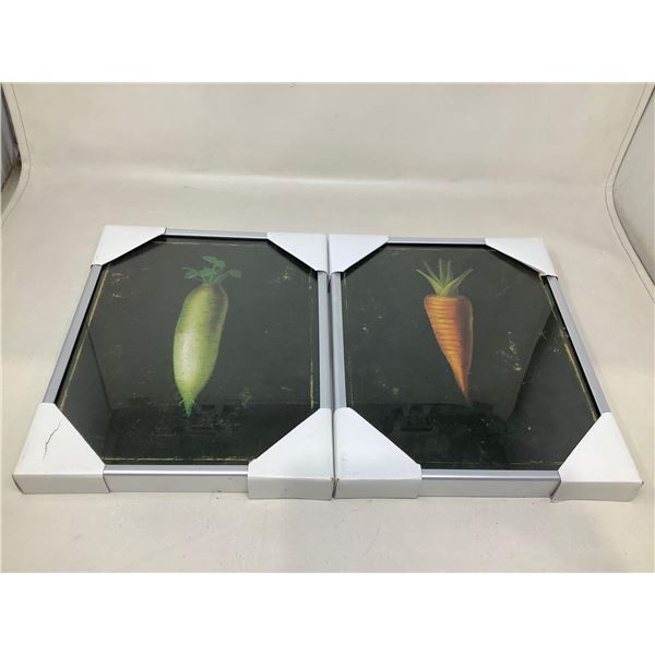 Lot Of 2 Carrot Photos