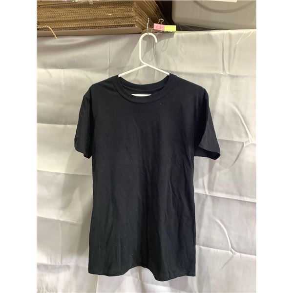 Gildan Men's Size Medium T-Shirt Lot of 3