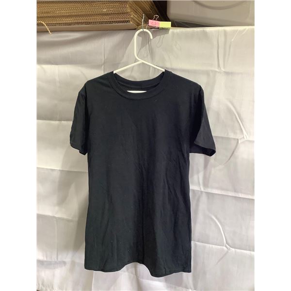 Gildan Men's Size Medium T-Shirt Lot of 3