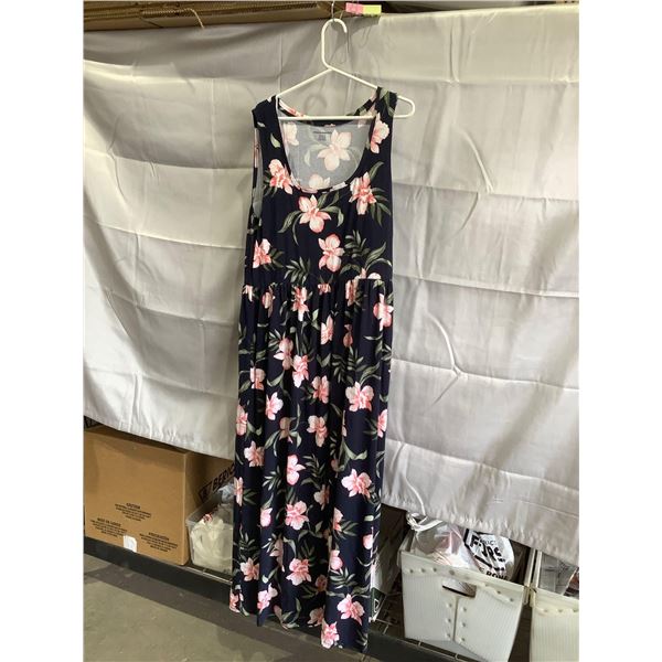 Ladies Sun Dress Size XL