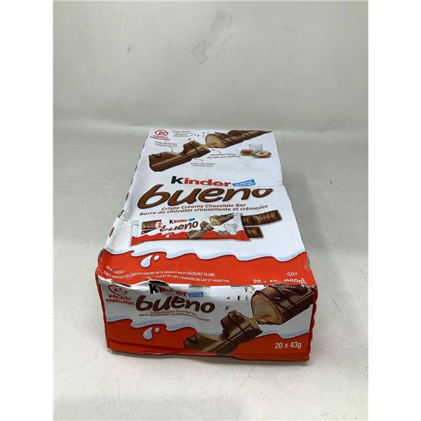 Kinder Bueno Crispy Creamy Chocolate Bar (20 X 43G)