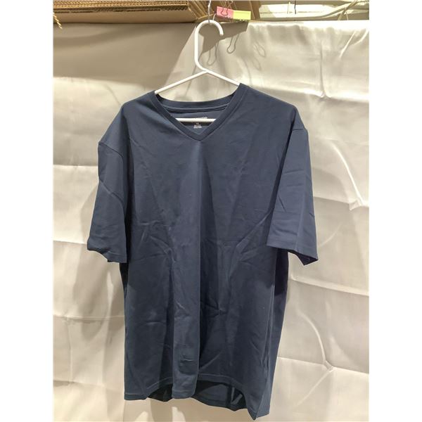 Amazon Essentials T Shirt Size L
