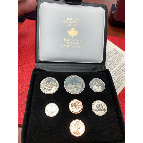 Royal Canadian Mint issued 1973 Double Penny Specimen coin Set with certificate