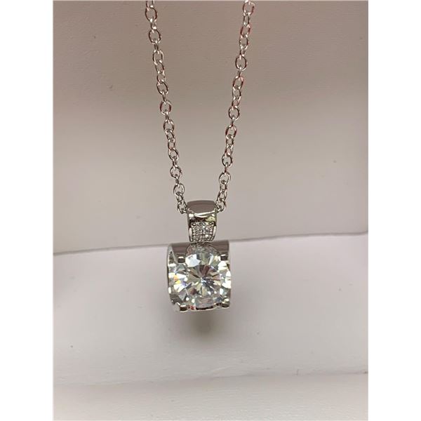 Ladies NEW 1.0 Carat Brilliant Cut Solitaire Pendant & Chain Gift Set NEW