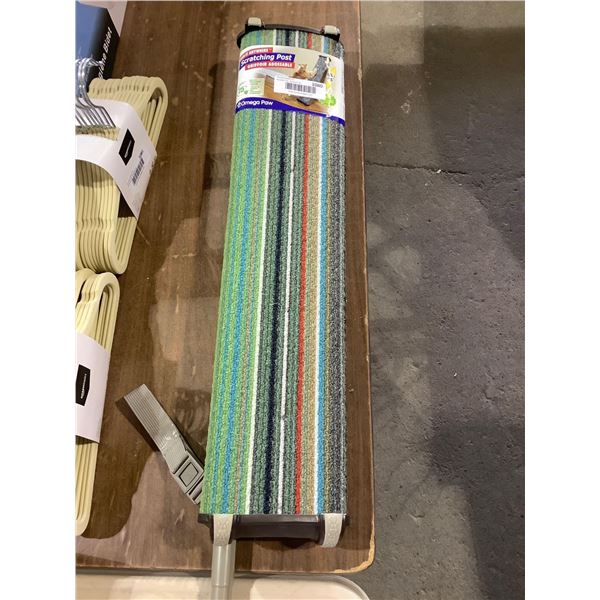 OmegaPaw Lean-It Anywhere Cat Scratching Post (25in)