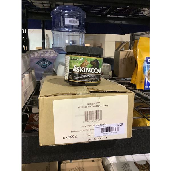 Case of BiologicVet Bio Skin & Coat Formula for Cats and Dogs (6 x 200g)