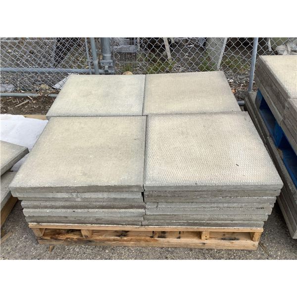 Sidewalk Blocks Concrete Lot of 4 x (24in x 24in x 1 1/2in)