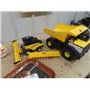 Image 2 : Tonka Dump Truck, Comine, Coke Tray & Childs Lamp